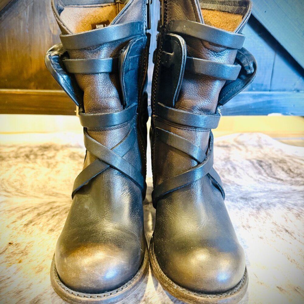 FREEBIRD BY STEVEN “BAKER” LEATHER BOOTS SZ 7 3” HEEL - Picture 2 of 9